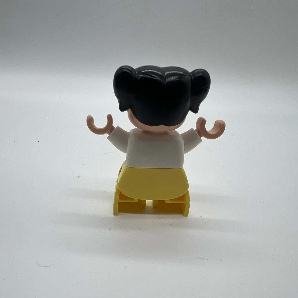 LEGO Duplo Girl Figure Black Pigtails White Heart Shirt Yellow Pants 10929